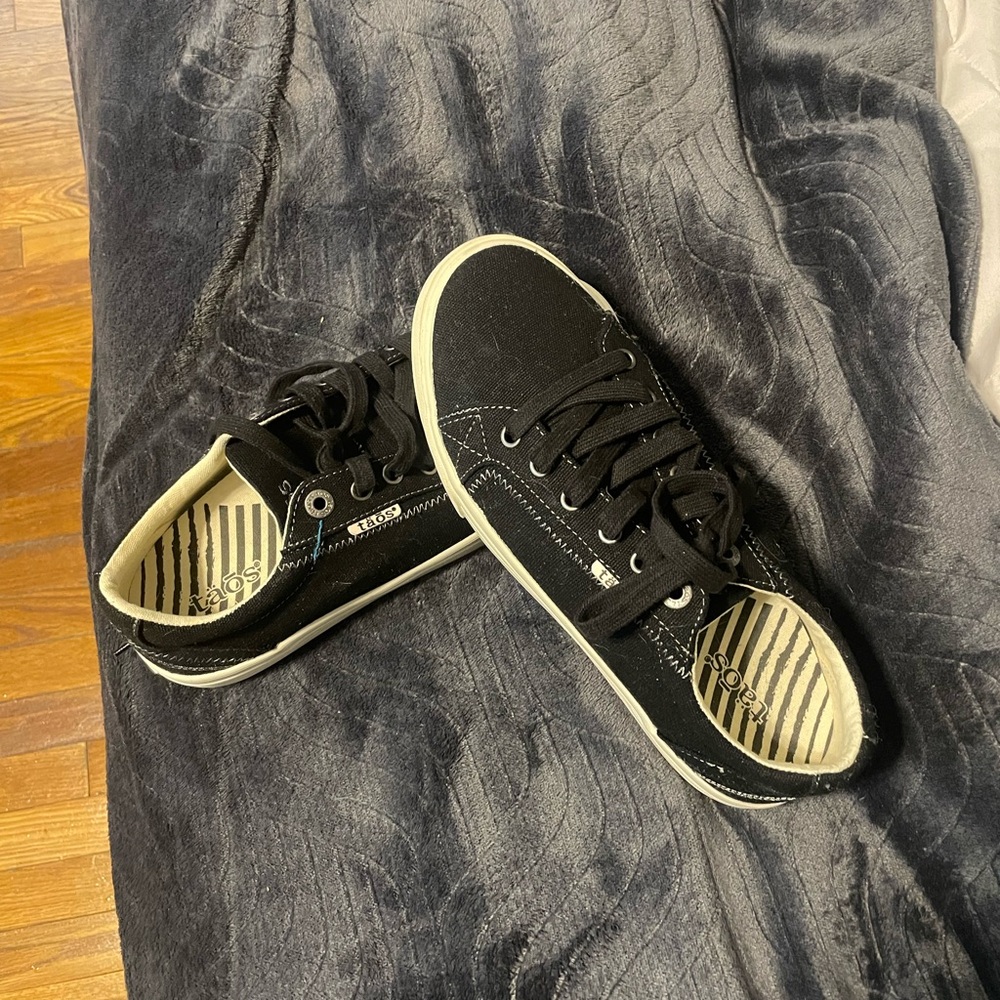 Black TAOS  Canvas Sneakers
Never Worn!!!